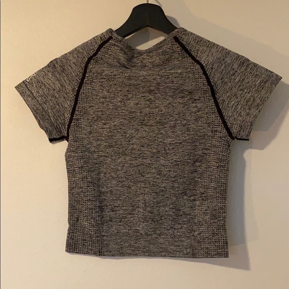 Pink Seamless Workout Top - Picture 4 of 4